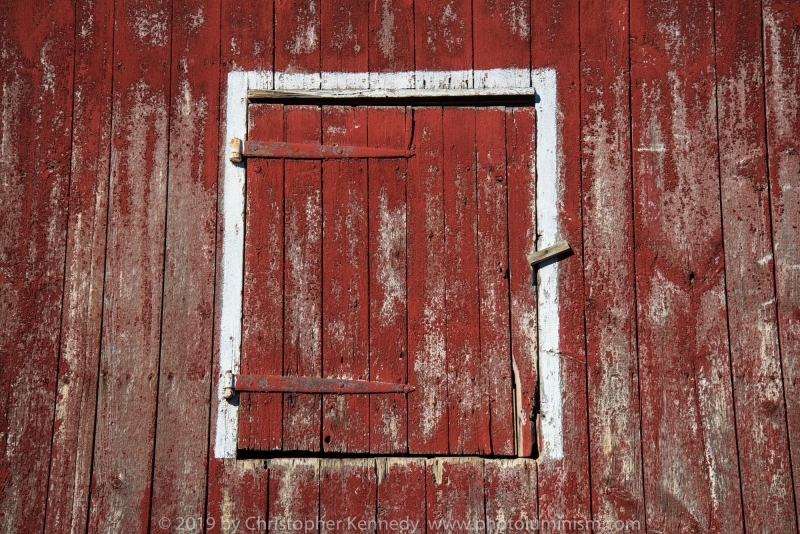 Red Wood Solid Window DSC_4161