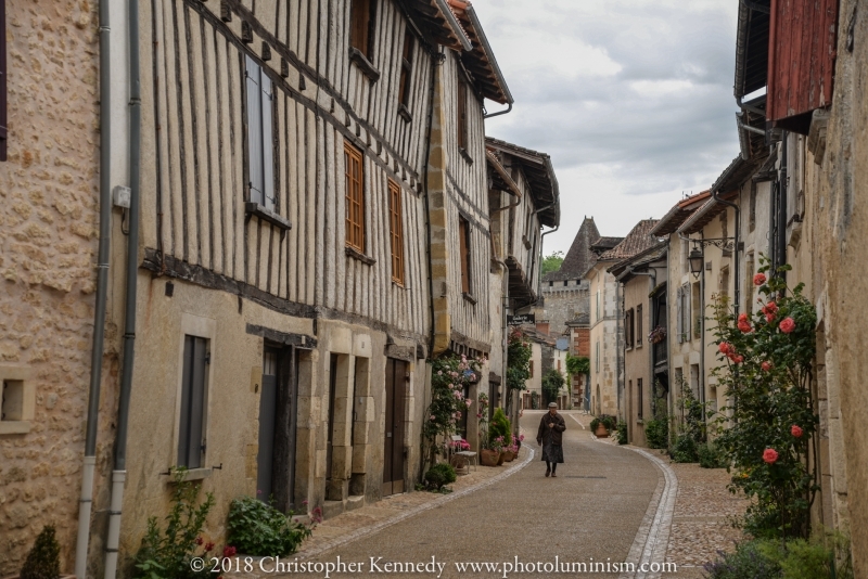 Village in Dordogne 2 Pedestrian-DSC_0809180528